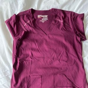 Women’s scrub top